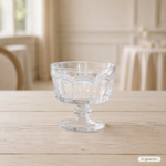 kleine Schale mit Fuß